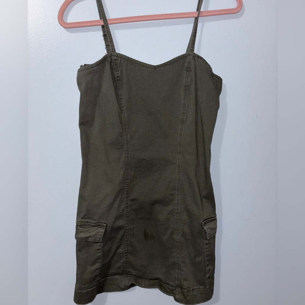 Dark Green Sleeveless Dress